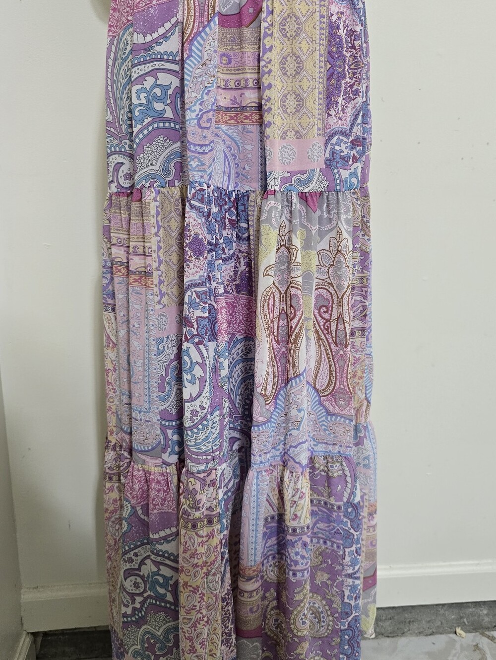 ALMOST PINK size Medium Sleeveless Paisley Print Tie Waist Maxi Dress Purple - Picture 10 of 14